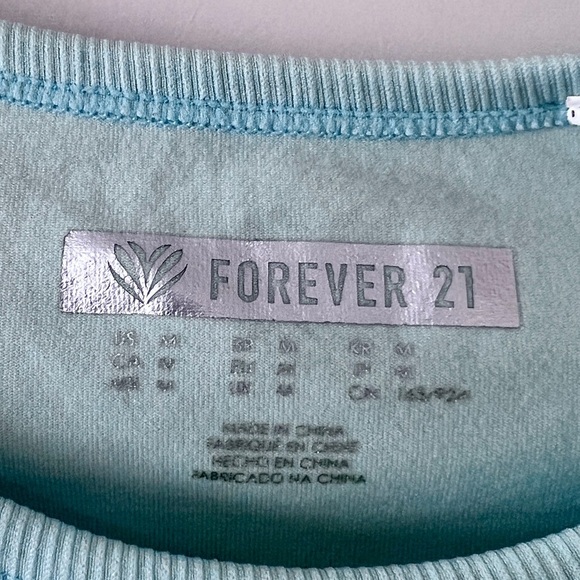 Forever 21 Blue/Green Long Sleeve Ribbed Workout Top - Picture 3 of 7